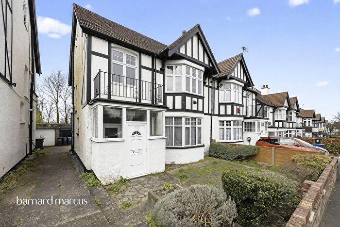 1 Bedroom Flat For Sale In Mayfield Road, South Croydon, CR2