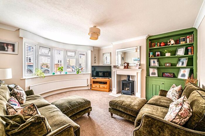 3 Bedroom Semi-detached House For Sale In Hillcroft Close, Worlebury - Fabulous Amp; Stylish, BS22