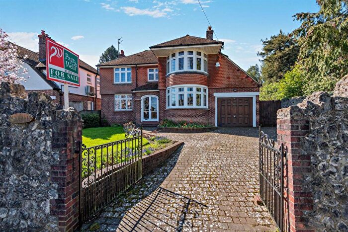 4 Bedroom Detached House For Sale In Queens Avenue, Maidstone, ME16