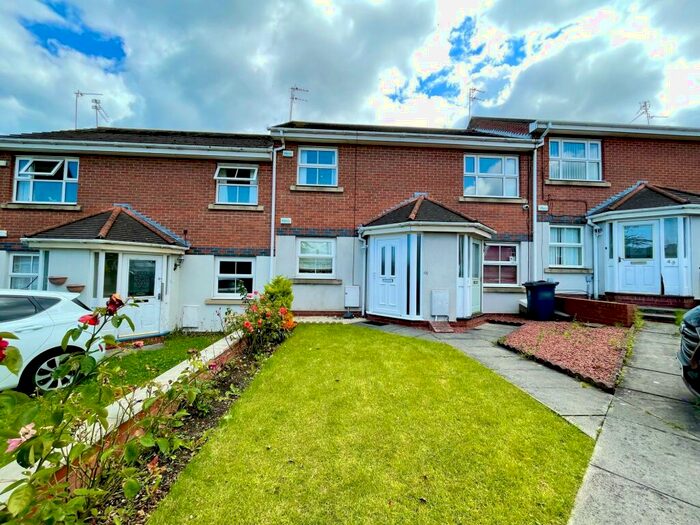 2 Bedroom Flat To Rent In Hillheads Court, Whitley Bay, NE25