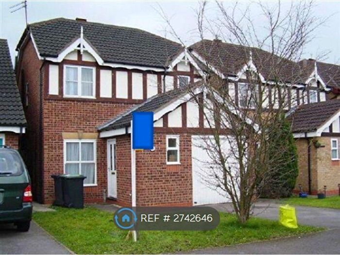3 Bedroom Detached House To Rent In Biggart Close, Nottingham, NG9
