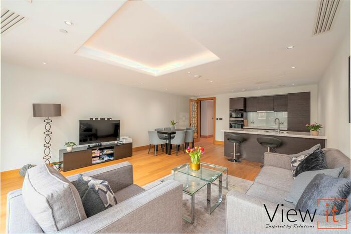 3 Bedroom Flat To Rent In Cleland House, Westminster, London, SW1P