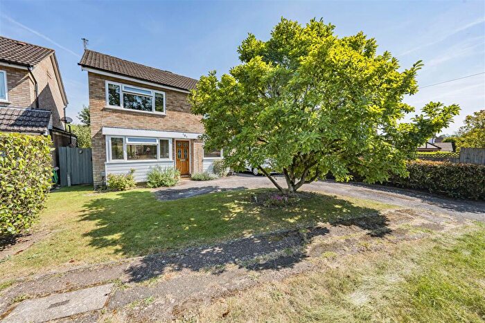 3 Bedroom Detached House For Sale In Park Street Lane, Park Street, St. Albans, AL2