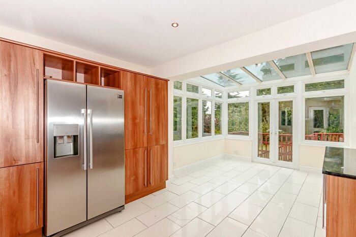 5 Bedroom Detached House For Sale In Courtleas, Cobham, KT11