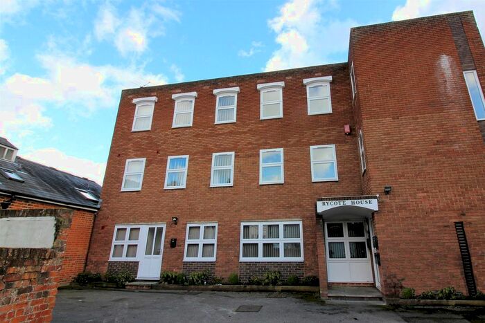 1 Bedroom Property To Rent In Temple Square, Aylesbury, HP20