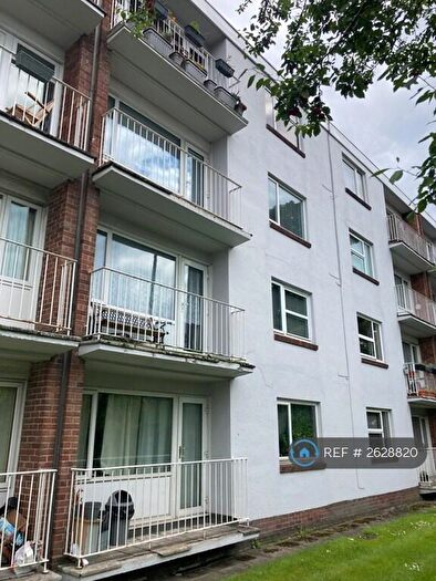 2 Bedroom Flat To Rent In Aeneas Court, Nottingham, NG5
