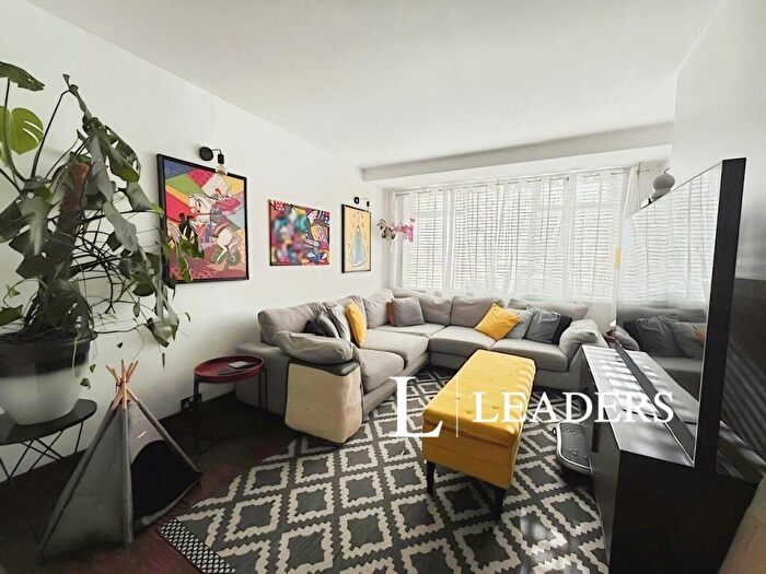 5 Bedroom Terraced House To Rent In The Gardens, Southwick, Brighton, BN42