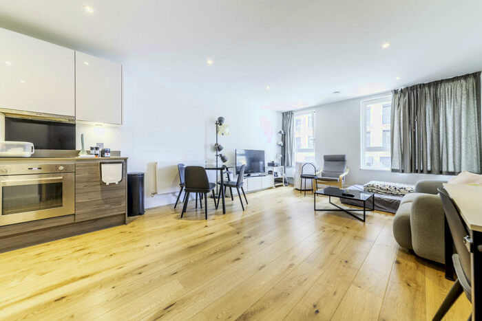 1 Bedroom Apartment To Rent In Aurora Point, Plough Way, London, SE16