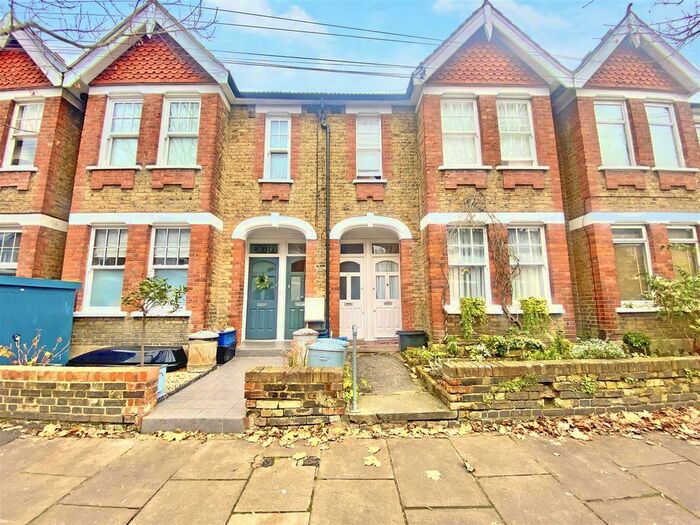 2 Bedroom Maisonette To Rent In Darell Road, Kew, Richmond, TW9