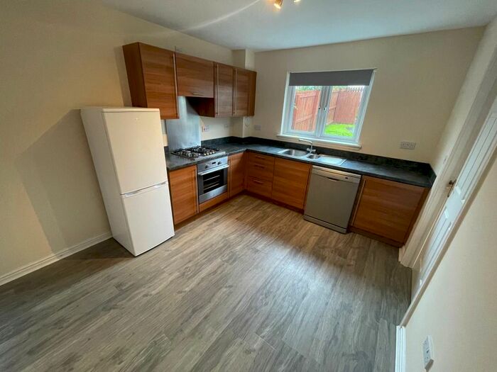 3 Bedroom Terraced House To Rent In Osprey Crescent, Dunfermline, Fife, KY11