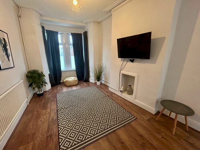 3 Bedroom House To Rent In Ferndale Street, Cardiff, CF11