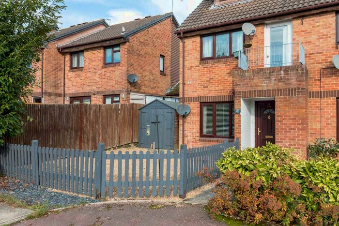 1 Bedroom Maisonette To Rent In Manor Fields, Horsham, RH13