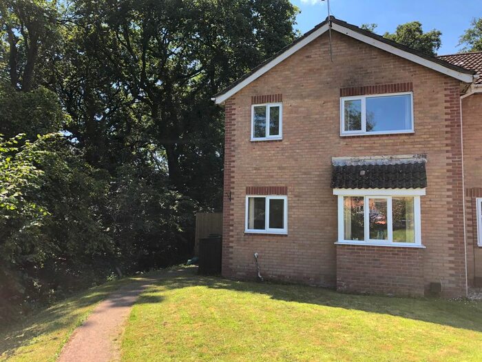 2 Bedroom Property To Rent In Clos Y Wiwer, Thornhill, Cardiff, CF14