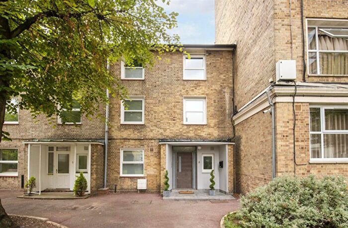 4 Bedroom House To Rent In St John's Wood Park, St John's Wood, NW8