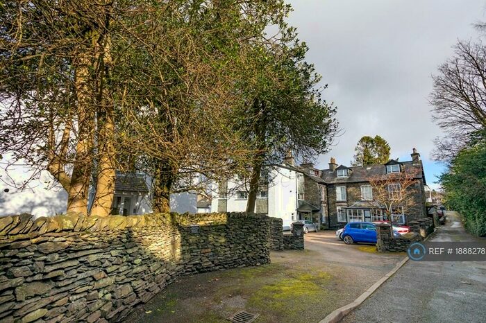 1 Bedroom Flat To Rent In Craig Walk, Bowness On Windermere, LA23