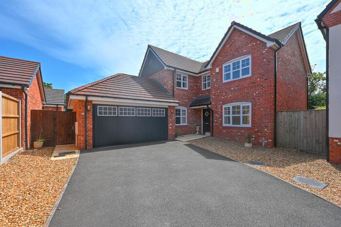 4 Bedroom Detached House To Rent In Bridestones Place, Congleton, CW12