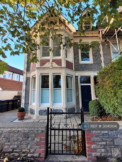 2 Bedroom Flat To Rent In Howard Road, Westbury Park, Bristol, BS6