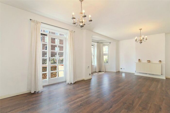 2 Bedroom Apartment To Rent In Wynyard House, Newburn Street, Kennington, London, SE11