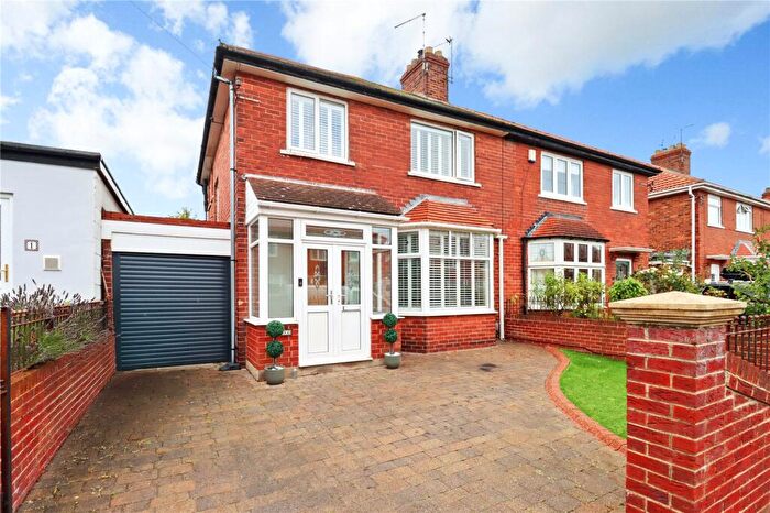 3 Bedroom Semi-Detached House For Sale In Foxton Avenue, North Shields, Tyne And Wear, NE30