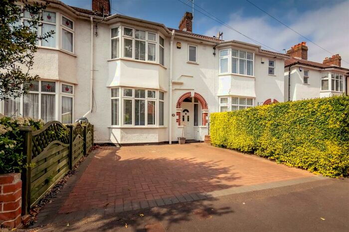 3 Bedroom Terraced House To Rent In Frenchay Road, Downend, Bristol, BS16