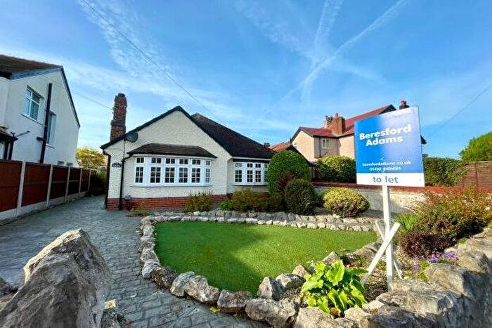 2 Bedroom Bungalow To Rent In St Davids Road, Llandudno, LL30