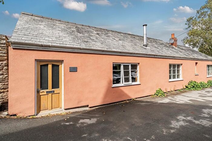 2 Bedroom Detached Bungalow For Sale In Hay-On-Wye, Hereford, HR3