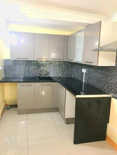 2 Bedroom Flat To Rent In Collingwood Road, Uxbridge UB8