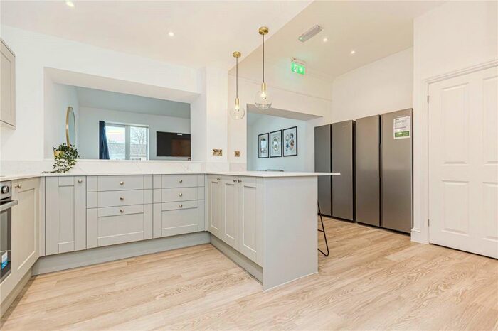 5 Bedroom House To Rent In Filton Avenue, Horfield, Bristol, BS7