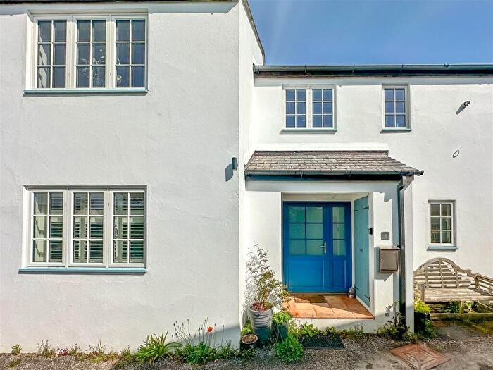 2 Bedroom Semi Detached House For Sale In Reversed Level House Near The Quay, Devoran, TR3