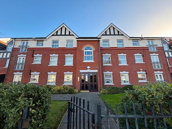 2 Bedroom Flat To Rent In Sycamore Close, Erdington, Birmingham, West Midlands, B24