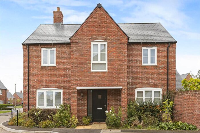 3 Bedroom Detached House For Sale In Pearman Place, Sonning Common, RG4
