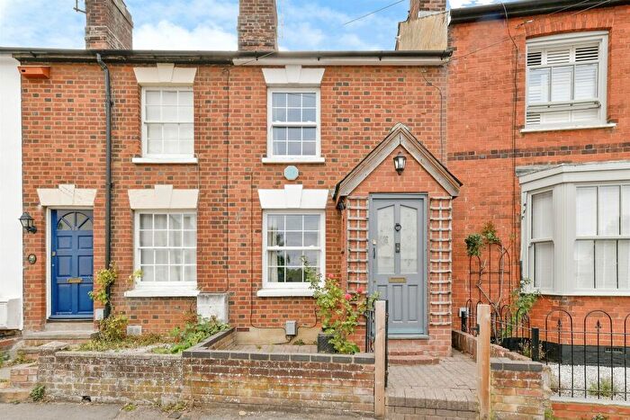 2 Bedroom Terraced House For Sale In Bedford Street, Hitchin, SG5