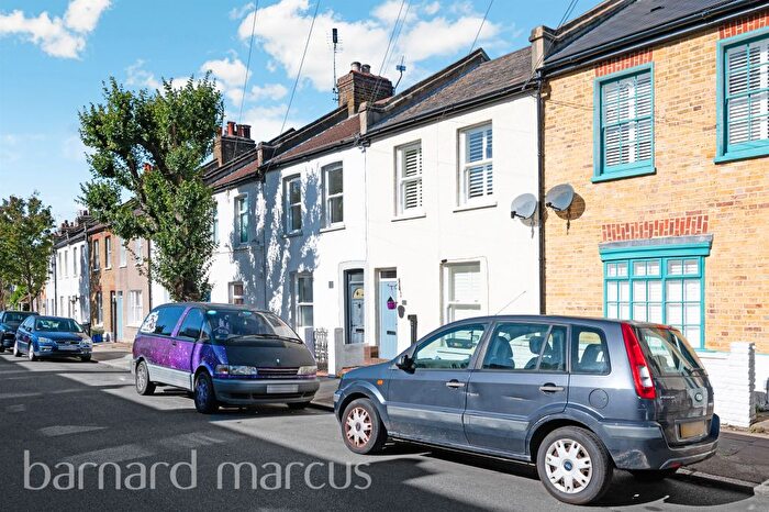 3 Bedroom Terraced House For Sale In Besley Street, London, SW16
