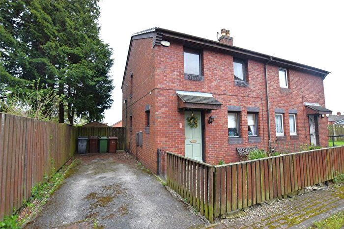 3 Bedroom Semi Detached House For Sale In Nowell Close, Leeds, West Yorkshire, LS9
