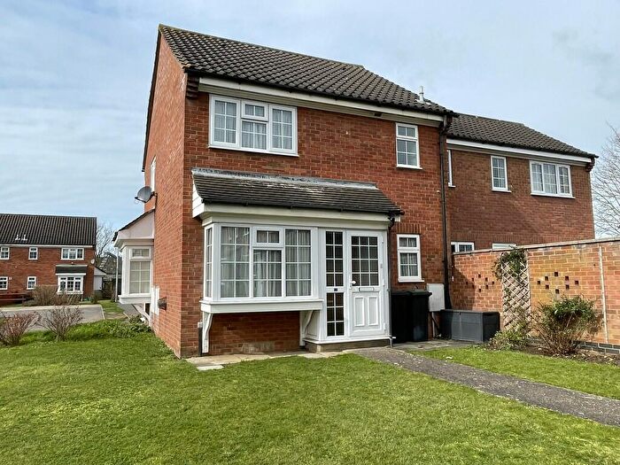 1 Bedroom Cluster House For Sale In Lincoln Crescent, Biggleswade, SG18