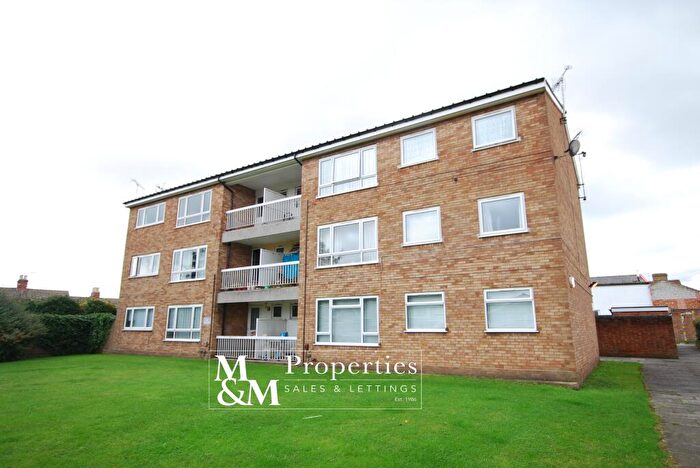 2 Bedroom Apartment To Rent In Baker Street, LU7