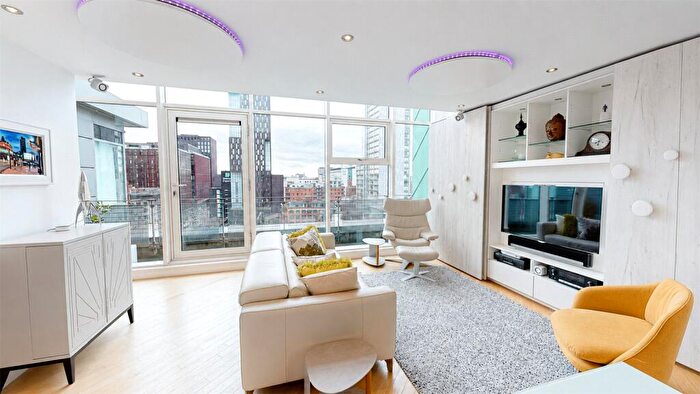 2 Bedroom Penthouse For Sale In Building, Whitworth Street West, Manchester, M1