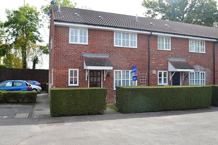 2 Bedroom End Of Terrace House To Rent In Gresley Close, Welwyn Garden City, AL8