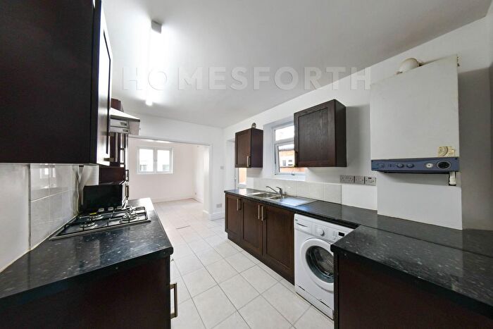 1 Bedroom Flat For Sale In Malvern Road, Maida Vale, NW6