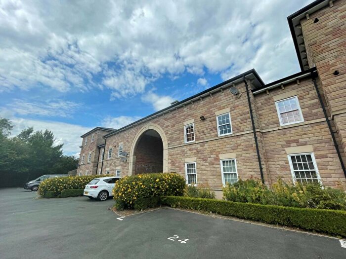 2 Bedroom Flat To Rent In Chancel Square, Meanwood, Leeds, LS6