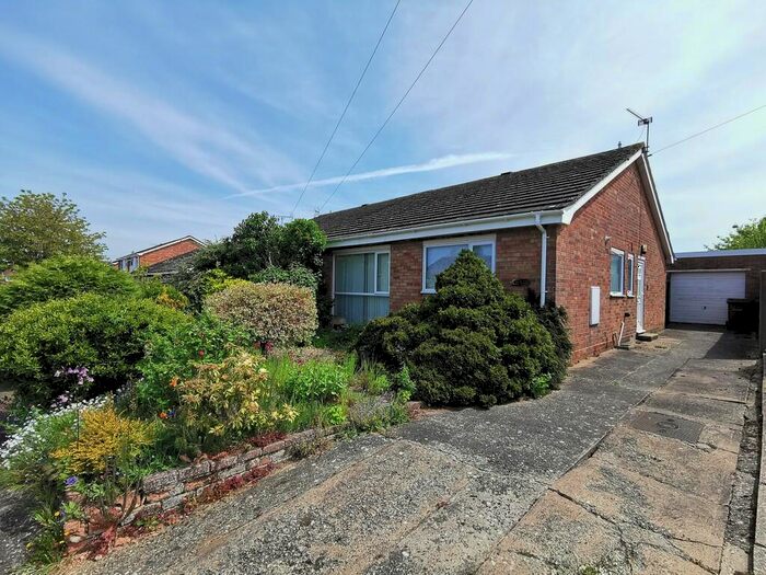 2 Bedroom Semi-Detached Bungalow For Sale In Gothic Close, Harleston, IP20