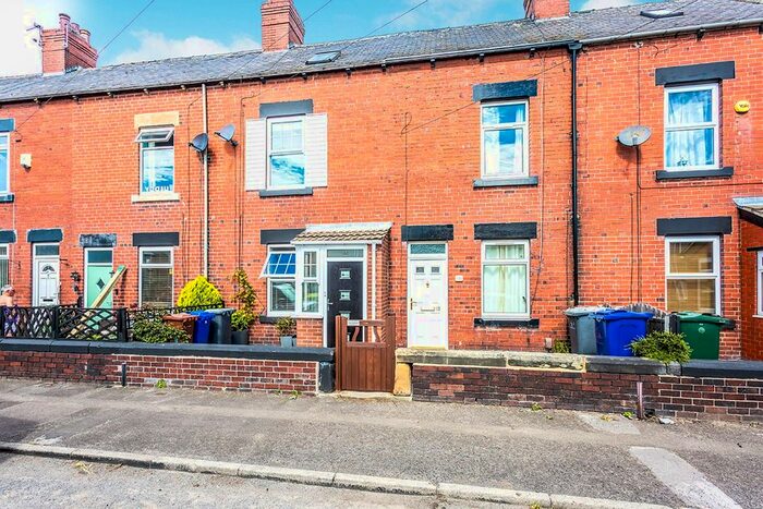 3 Bedroom Terraced House To Rent In Alexandra Terrace, Barnsley, South Yorkshire, S71