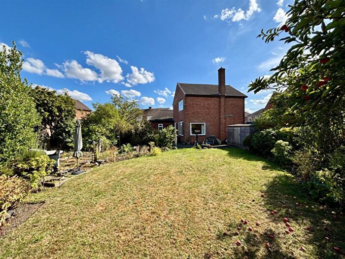 3 Bedroom Detached House For Sale In Wantage Road, Carrville, Durham, DH1