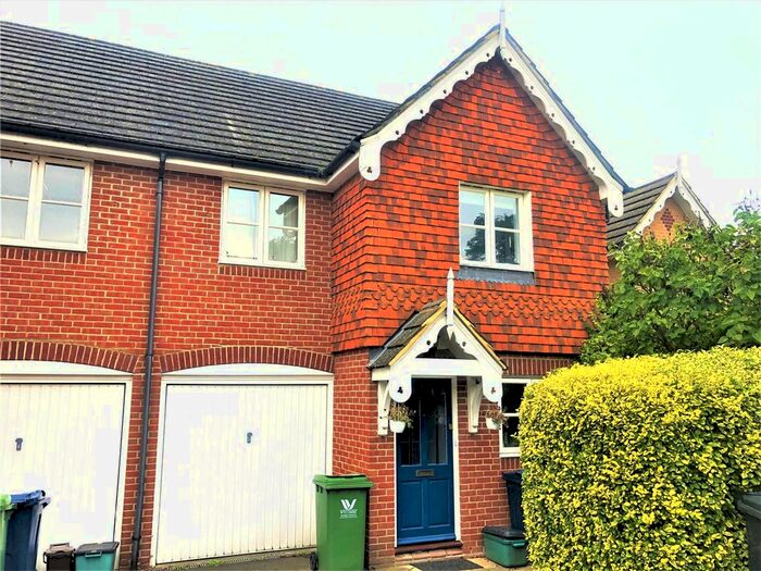 3 Bedroom Terraced House To Rent In Redgrave Place, Marlow, Buckinghamshire, SL7