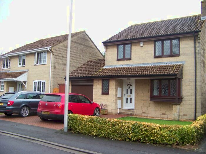 4 Bedroom Detached House To Rent In Lyddon Road, Worle, BS22