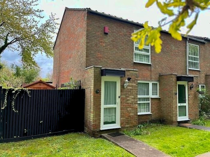 2 Bedroom Terraced House For Sale In Ayelands, New Ash Green, Longfield, DA3