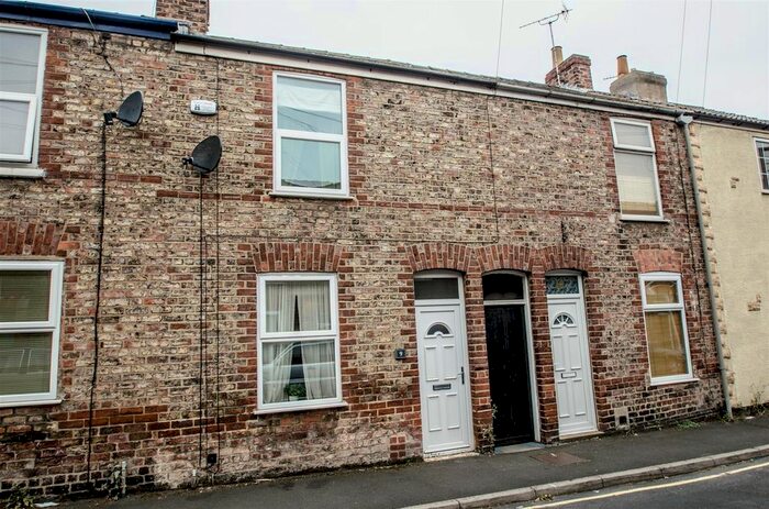 2 Bedroom Terraced House To Rent In Lansdowne Terrace, York, YO10