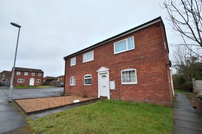 1 Bedroom Maisonette To Rent In Lindsay Road, Luton, Bedfordshire, LU2