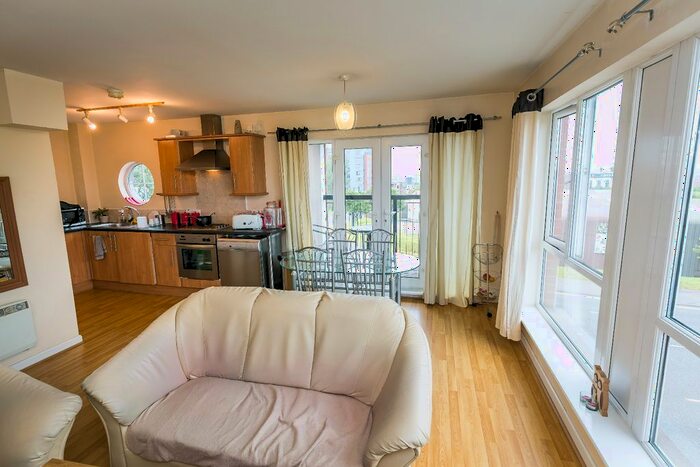 2 Bedroom Flat To Rent In Gilmartin Grove, Liverpool, L6