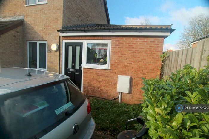 1 Bedroom Bungalow To Rent In Kirton End, Northampton, NN3